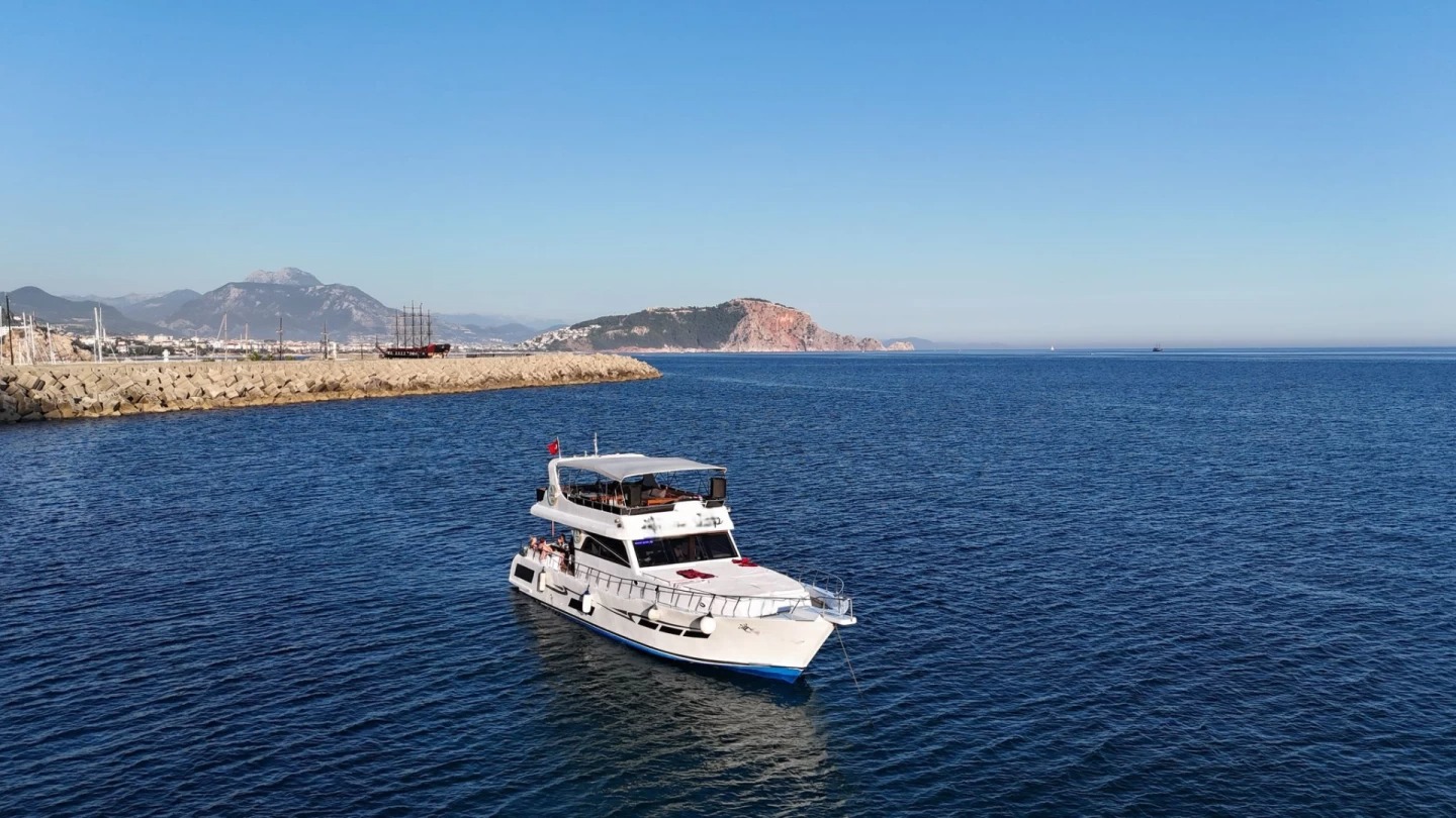 Alanya Yacht Rental 19m Custom Built
